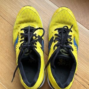 Mizuno wave rider 16 dynamotion fit